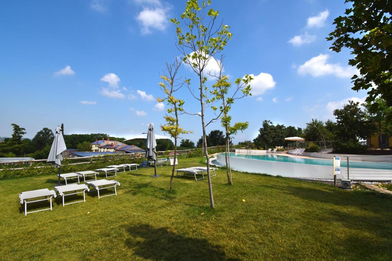 Agriturismo B&B Corte Tonolli Валеджо-суль-Минчо Экстерьер фото