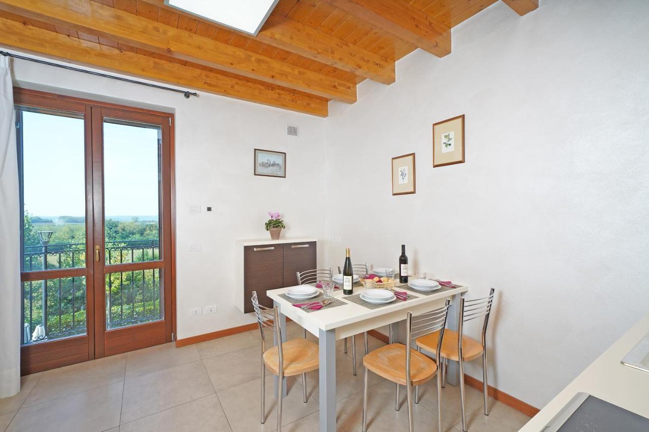 Agriturismo B&B Corte Tonolli Валеджо-суль-Минчо Экстерьер фото