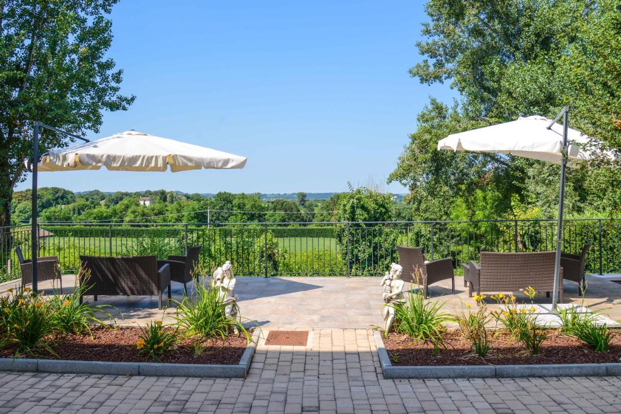 Agriturismo B&B Corte Tonolli Валеджо-суль-Минчо Экстерьер фото
